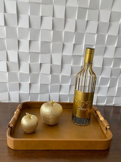 Maçã Decorativa Em Resina Na Cor Dourado P na internet