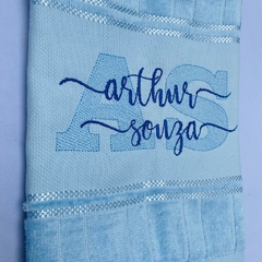 Toalha de Rosto Bordada Personalizada 50 x 80 cm - Iniciais - comprar online