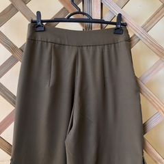 SEM MARCA - PANTALONA VERDE - Maria Madame Desapegos - Multimarcas e Luxo!