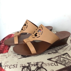 TORY BURCH - SANDÁLIA DE COURO ANABELA - 37