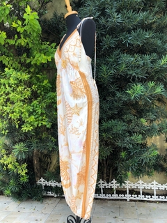 FARM - MACACÃO FLORAL - Maria Madame Desapegos - Multimarcas e Luxo!