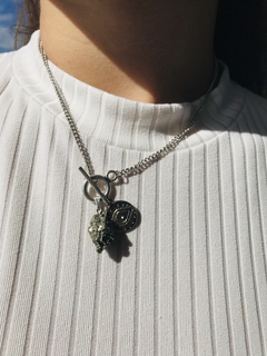 collar vibra pirita