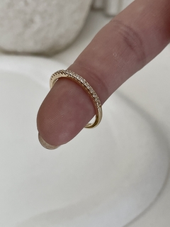 Anillo cinta de cristales gf