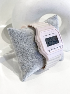 Reloj 015