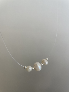 Tanza con dijes de plata y perla de río P925 - equilibrio joyas