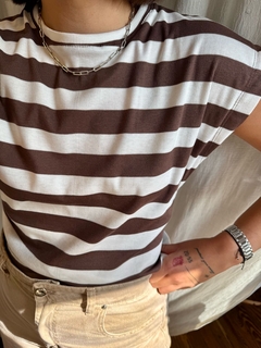 Remera Matthew en internet
