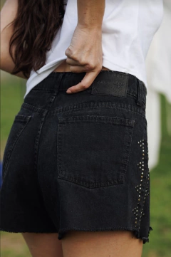 Imagen de Short Narcisa tachas by Saltan Pepa