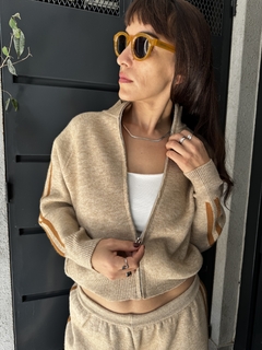 Cardigan Ibaraki en internet