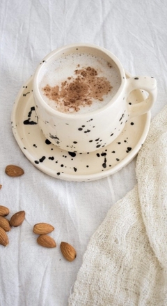 Set taza queen manchas + platito - TOCA MADERA