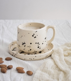 Set taza queen manchas + platito - tienda online