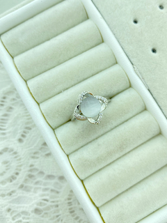 Anillo giratorio piedra