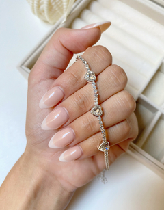Pulsera corazones cubic