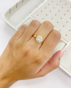 Anillo giratorio piedra blanca