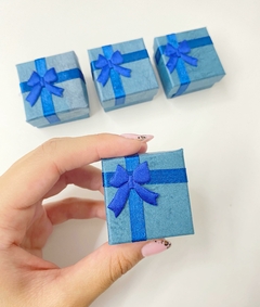 Caja moño azul marino