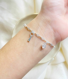 Pulsera force con dije - comprar online