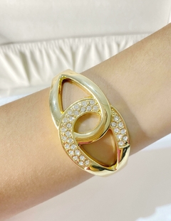 Brazalete dorado con strass