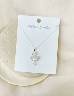 Conjunto flor en internet