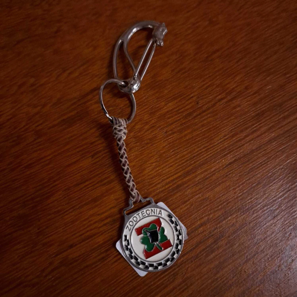 CHAVEIRO COM PRESILHA ZOOTECNIA