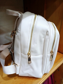 Mochila chica Pu Canteo - comprar online