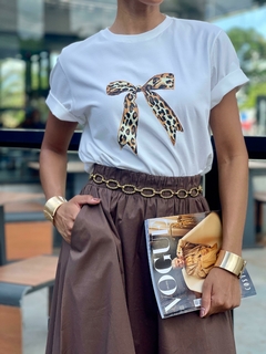 T-SHIRT LAÇO LEOPARD - comprar online