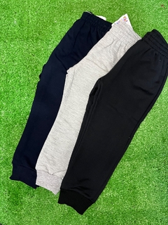 Calça lisa moletom com pelúcia