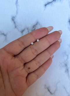 Brinco zircônia PP e P - comprar online