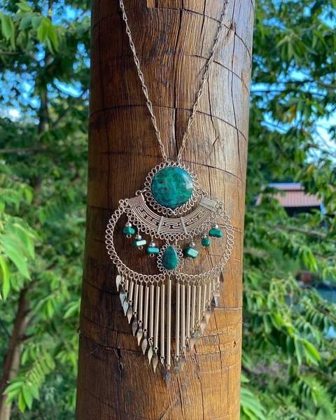 Colar pedra turquesa