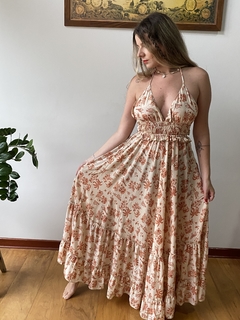 Vestido seda frente U na internet