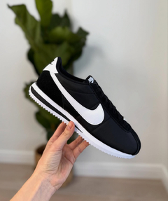 Nike Cortés Negro - comprar en línea