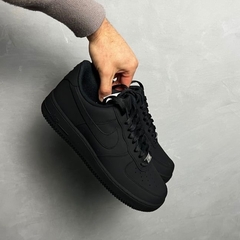 Nike AF1 Negro en internet