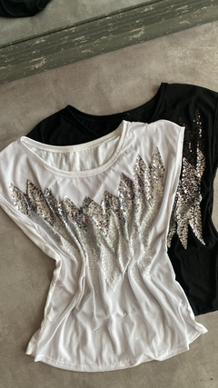 Remera aplique