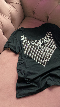 Remera V en internet