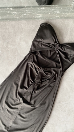 Vestido cut out volado en internet