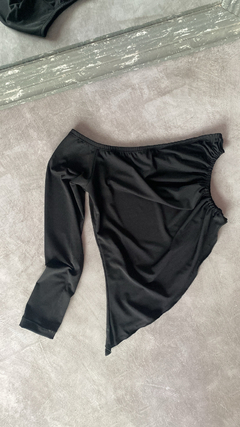 Top asymmetric