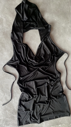 Vestido Capucha y buche