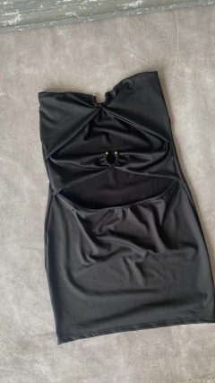 Vestido strapless microfibra cutout