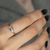 Anillo de Oro blanco con brillantes triangulares - comprar online