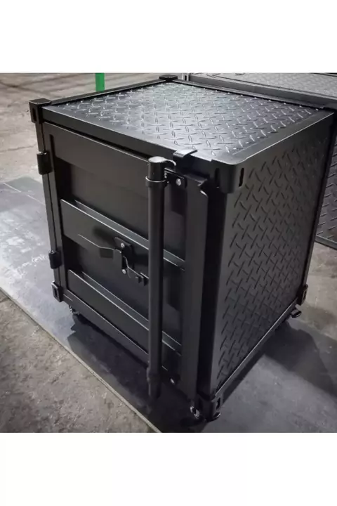 Container Monte Ushuaia - Mesa lateral