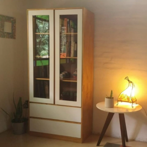 VITRINA - PUERTAS DE VIDRIO - 085*037*180 - 4 NIVELES - 2 CAJONES