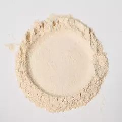 POLVO SUELTO TRANSLUCIDO ESSENTIALS TONO LIGTH KARA BEAUTY en internet