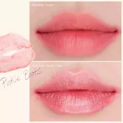 LABIAL EN POLVO Y CREMA CABOODLE KISSES PINKIE BOOTS KARA BEAUTY - tienda online
