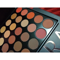 PALETA DE SOMBRAS "PROFESSIONAL MAKEUP ES4M KARA BEAUTY - tienda online