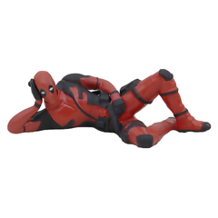 Deadpool em PVC lendo, deitado ou apenas o busto