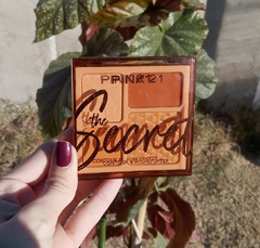 Paleta de iluminador y contorno the secret - Pink 21