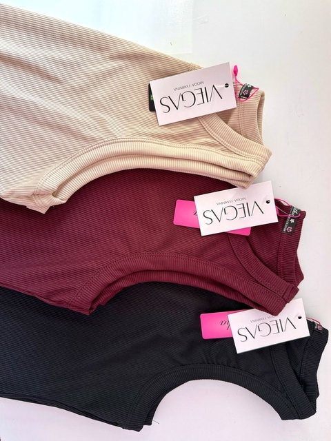 REGATA BÁSICA MODELO NADADOR