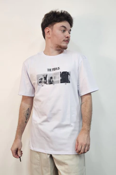 Camiseta The Priolis na internet
