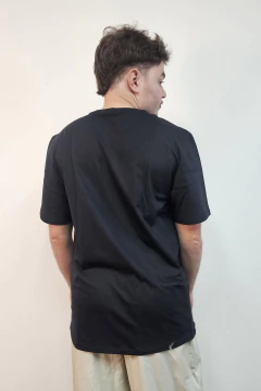 Camiseta Jenny Prioli corporation - loja online
