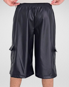 Bermudão Couro Eco Preto - comprar online