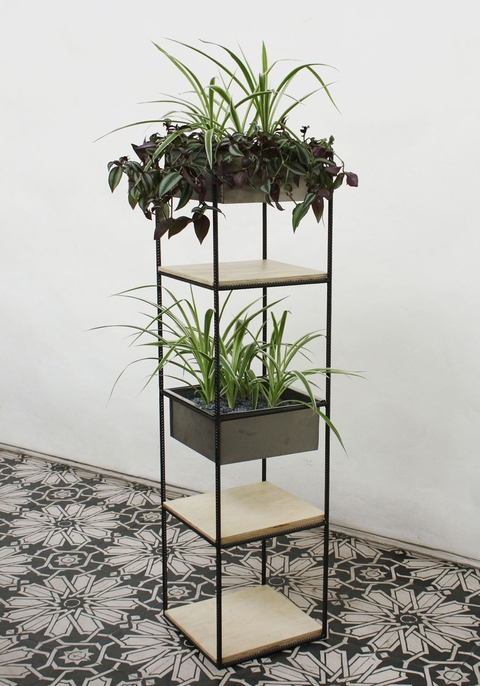 Suporte Trinca 1x4 com vasos e prateleiras