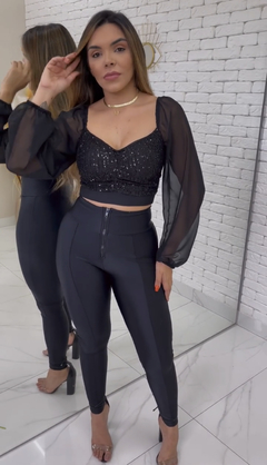Conjunto Cropped e Calça